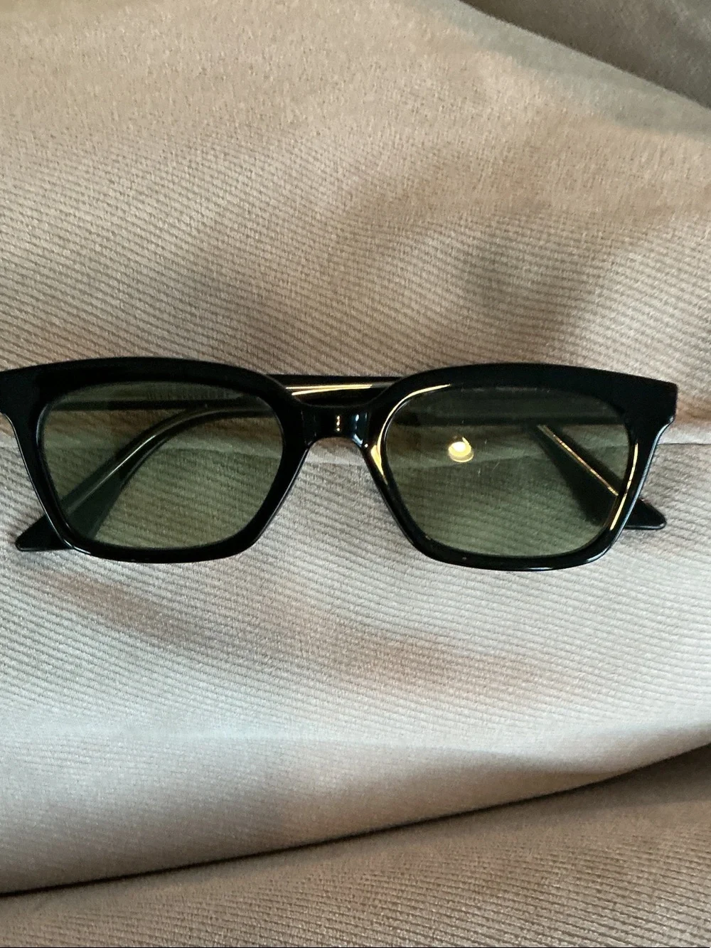 Classic Black Rectangle Sunglasses with Green Lenses by blue elephant